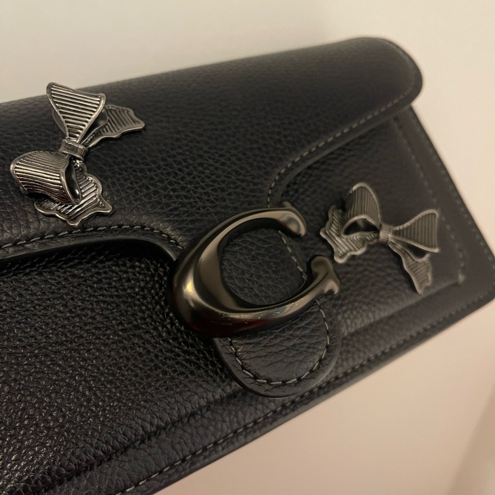 *SOLD* Coach tabby 20 shoulder bag - Black - Picture 4 of 4